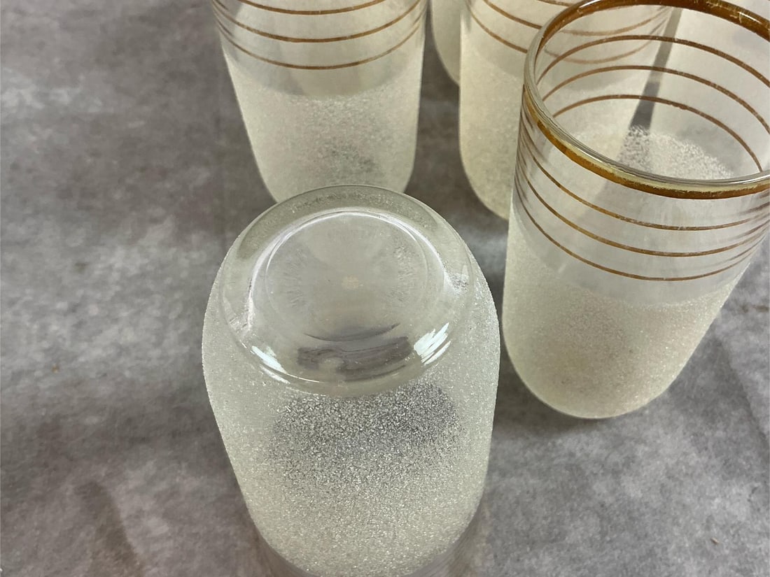 MCM Retro Pitcher & Glasses - 6