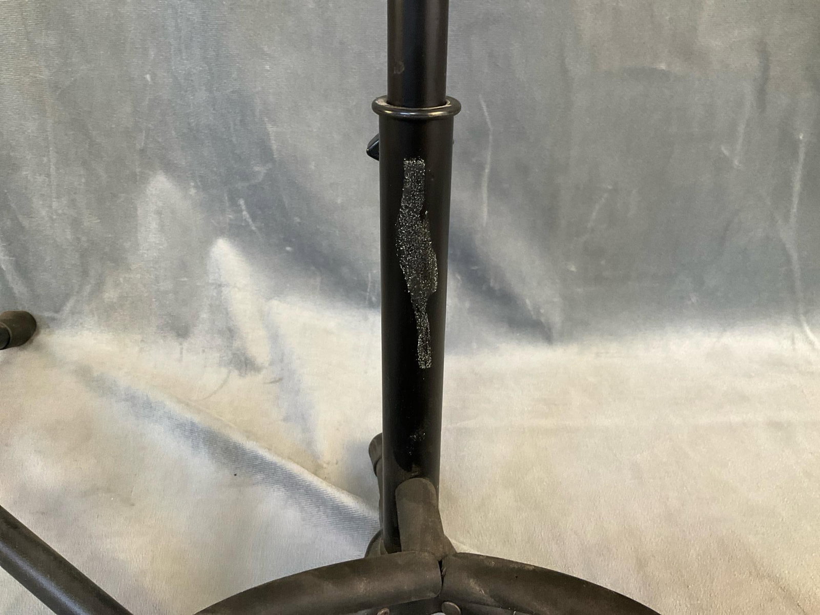 Guitar Stands - 6