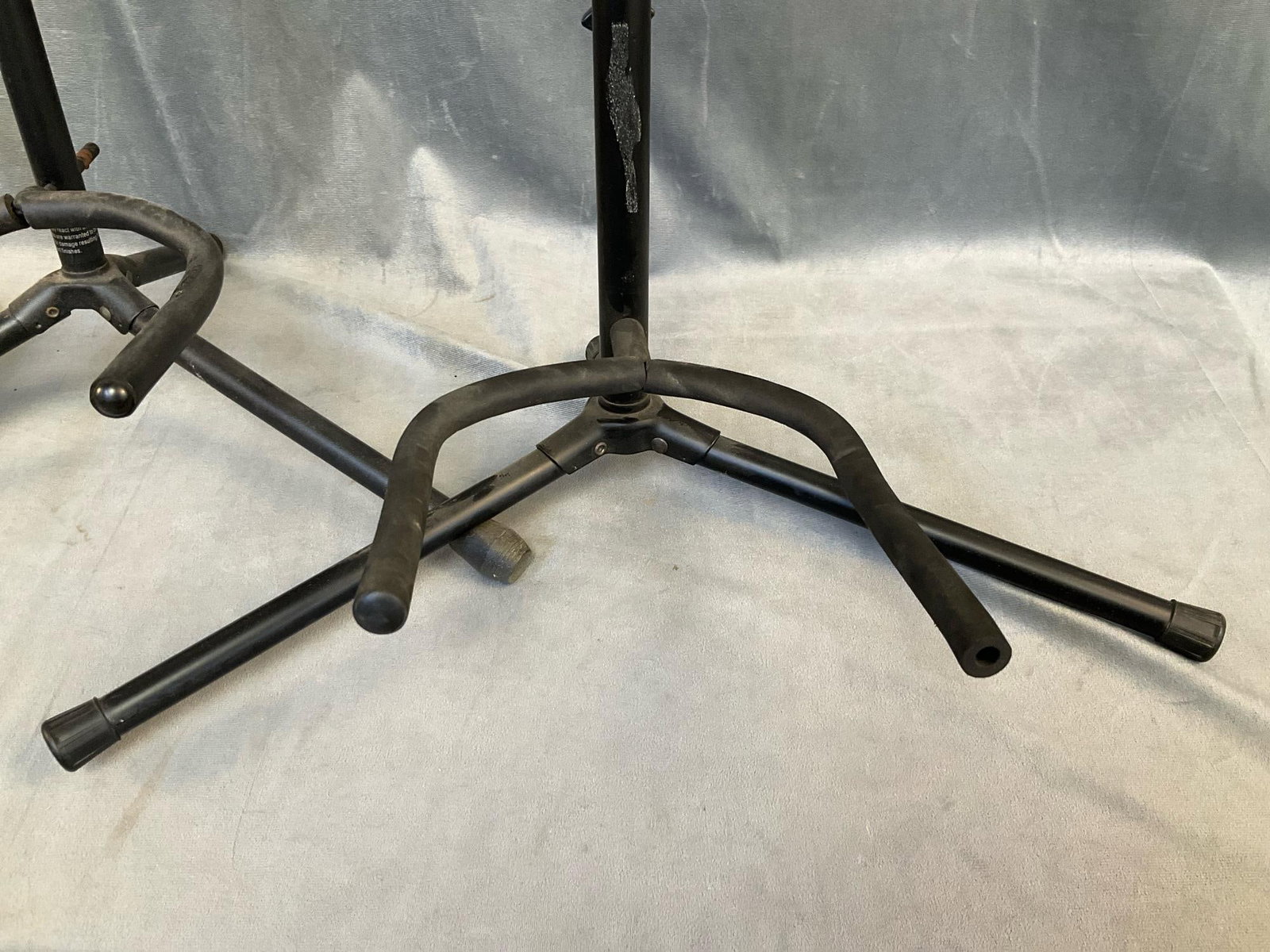 Guitar Stands - 7