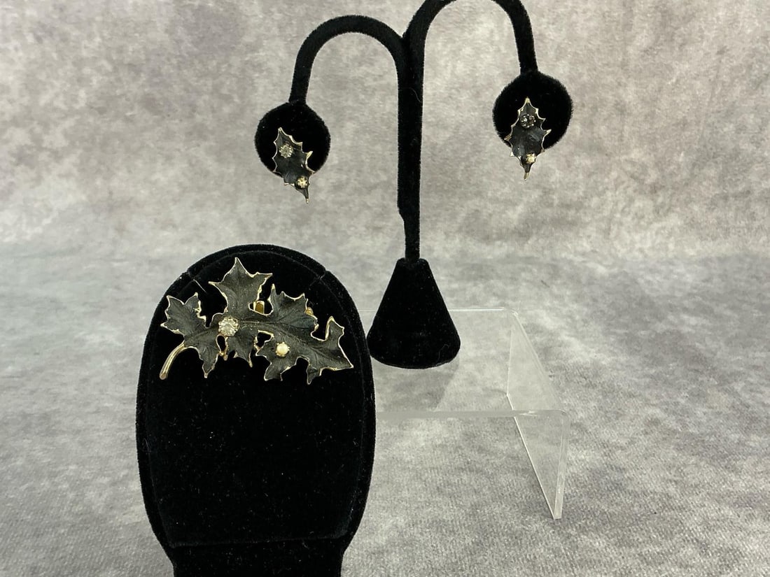Costume Jewelry - 8
