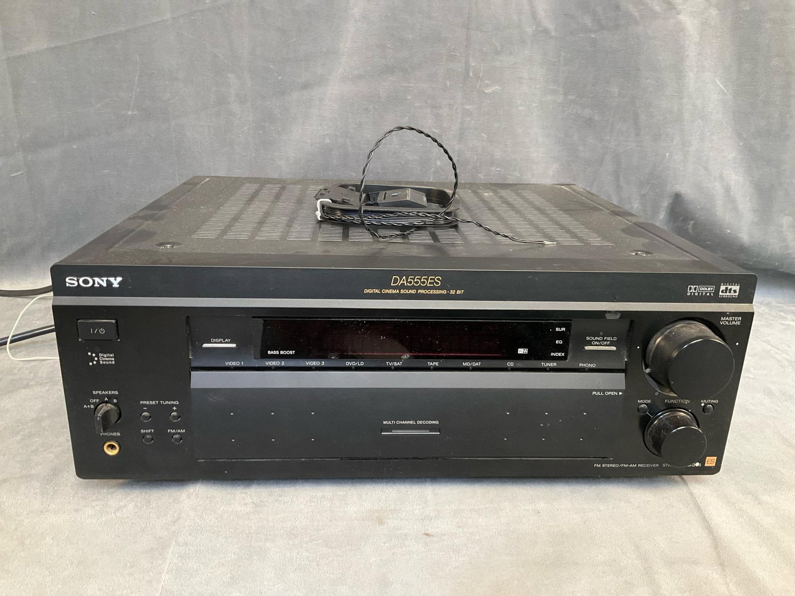Sony Stereo Reciever: Contemporary circa 2010 Sony Model No. STR-DA555ES FM Stereo FM-AM Receiver/Digital Cinema Sound Processing - 32 BIT. Powers on, not tested. Measures 17 inches wide x 14.5 x 6.25 inches tall.