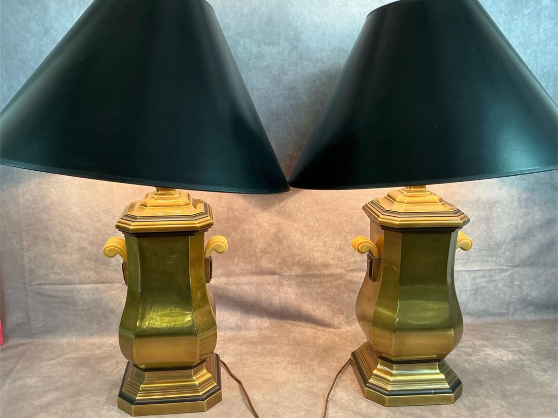 Gold & Back Table Lamps (1 of 5)
