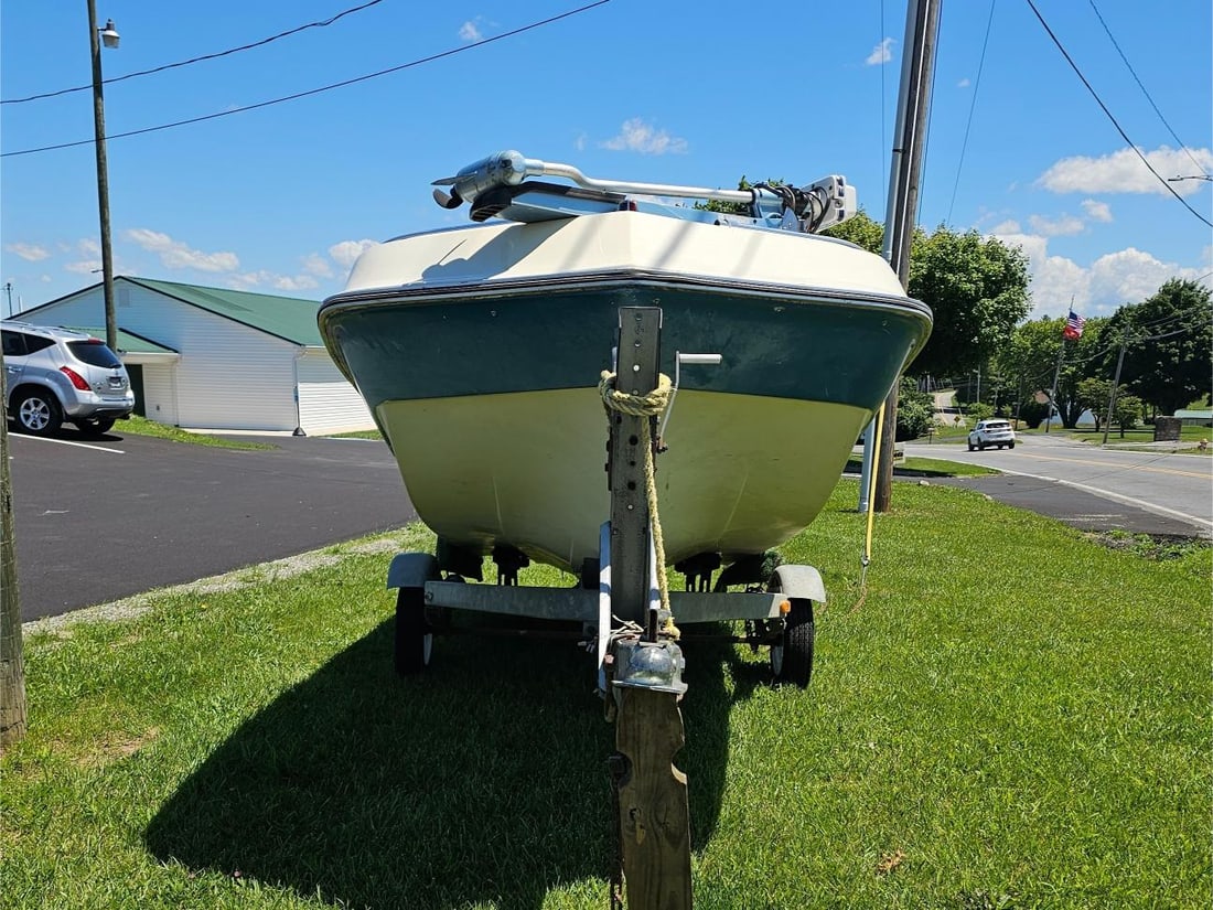 Thundercraft Boat & Trailer - 2
