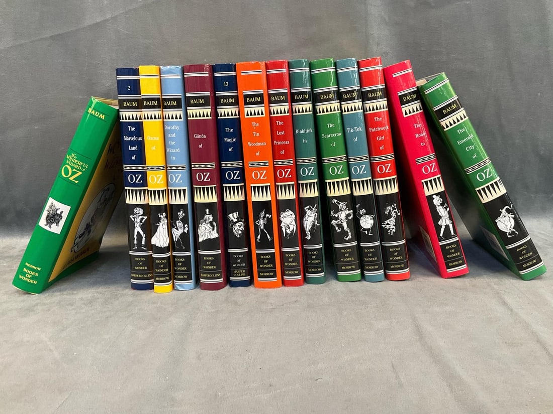 Wizard of Oz Series Books: Set of fourteen 1993 Books of Wonder Series Wizard of Oz Reprints of the original early 20th century editions by Frank L. Baum. Profusely illustrated by John R. Neill. Good condition. Measures 5.75