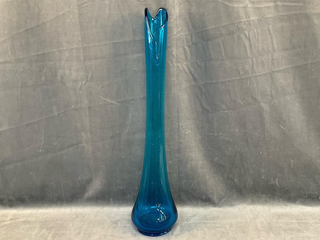 MCM Swung Vase: Mid-20th century LE Smith Style Peacock Blue Swung Vase. Good condition. Measures 5.25 inches in diameter x 23 inches tall.