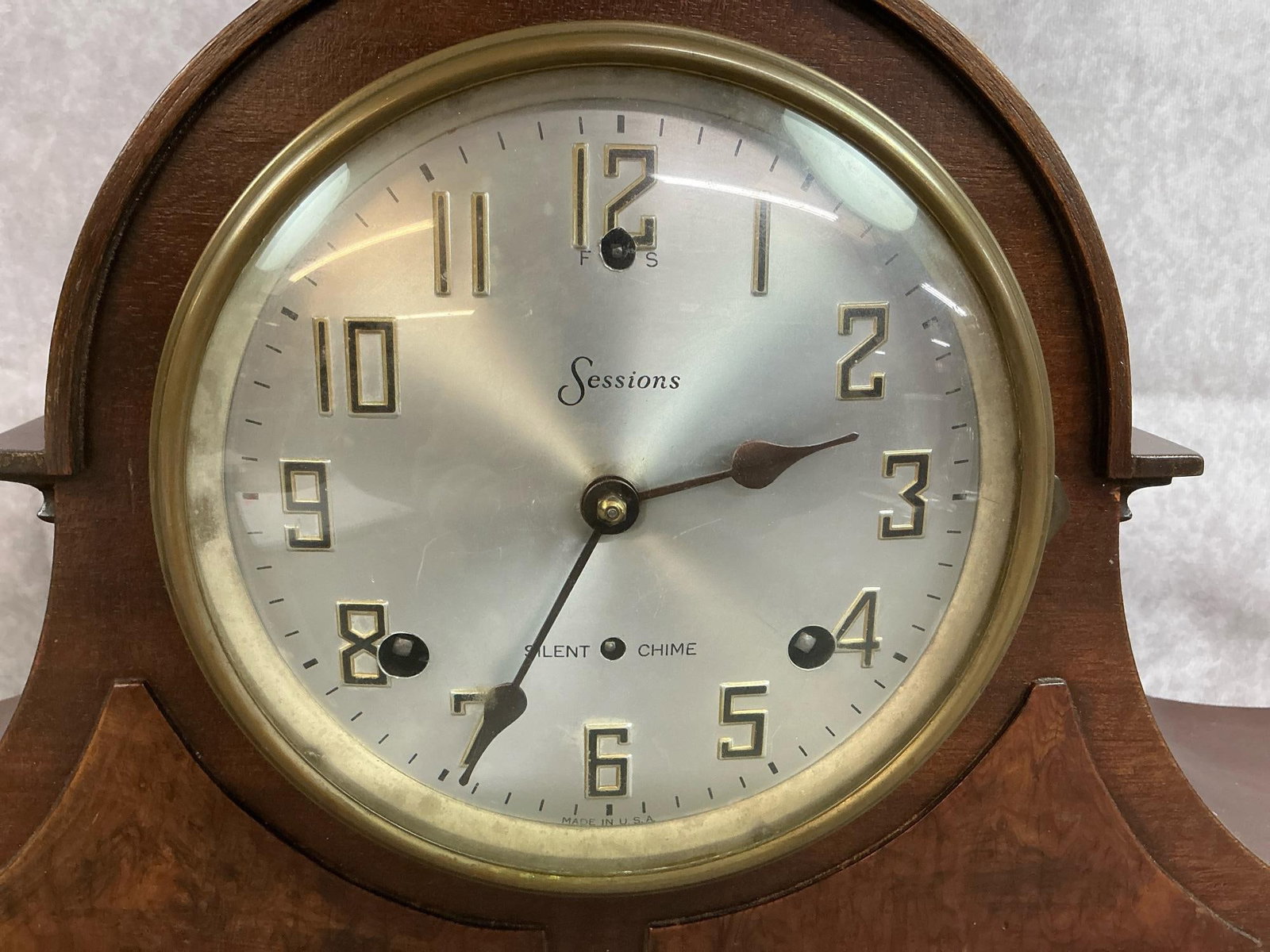 Sessions Mantle Clock - 2