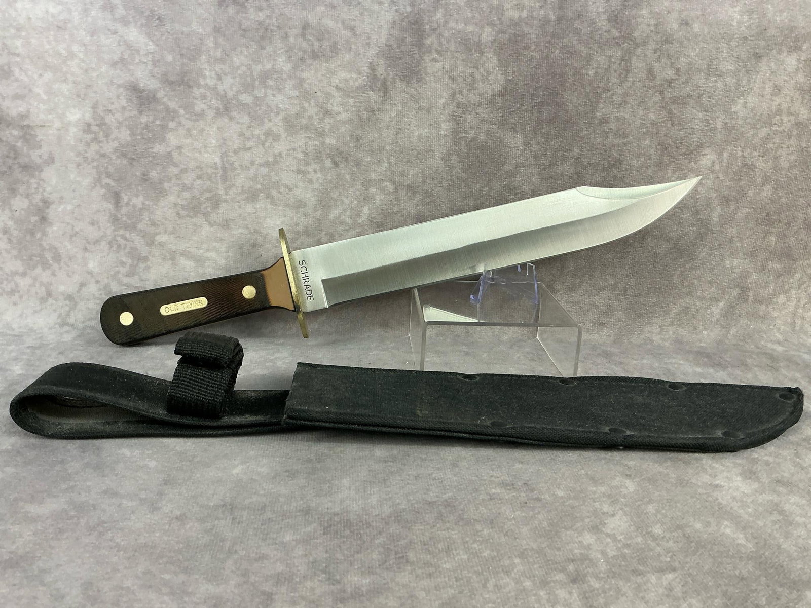 Schrade Fixed Blade Knives - 2