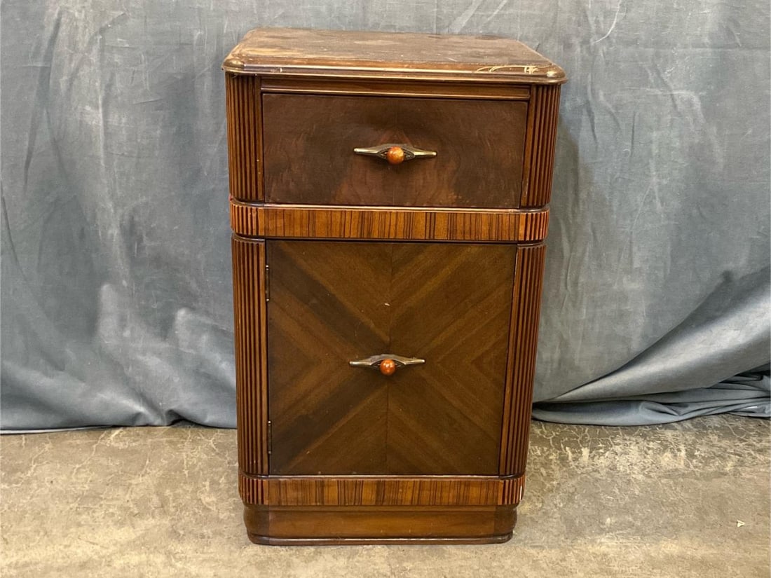 Art Deco Stand: Circa 1930's Art Deco Style/Period Walnut and Oak End Table. Finish loss to top, small section of veneer loss and chips to top moulding edge. Measures 16.5 inches wide x 14 x 26.5 inches tall.