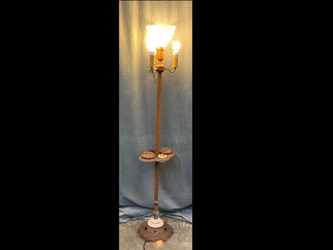 Art Deco Style Floor Lamp: Late 20th century Art Deco Style Floor Lamp with mid - ashtray stand and illuminated dome base. Missing two of the four ashtrays and cracked plastic base. Tested, works. Measures 10.5 inches in