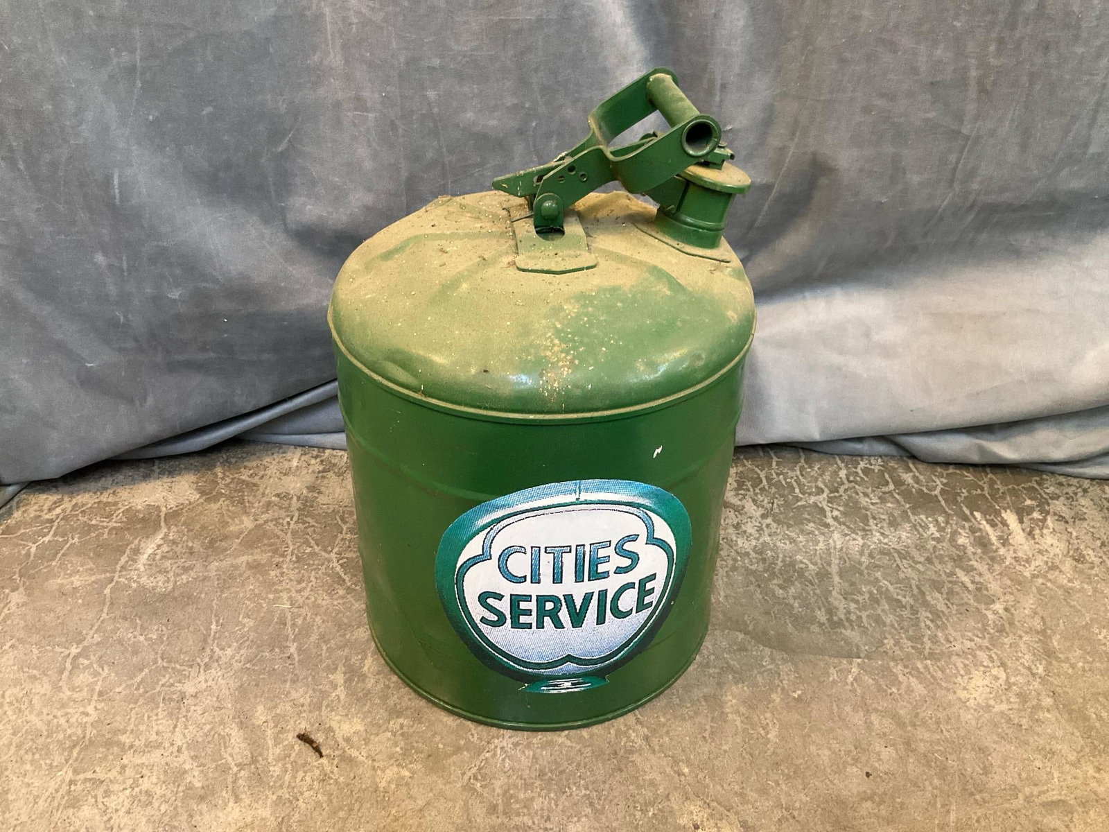 Gas Cans - 10