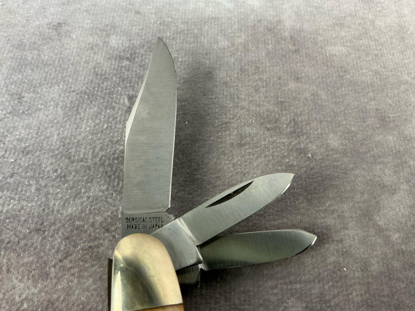 Pocket Knives - 9