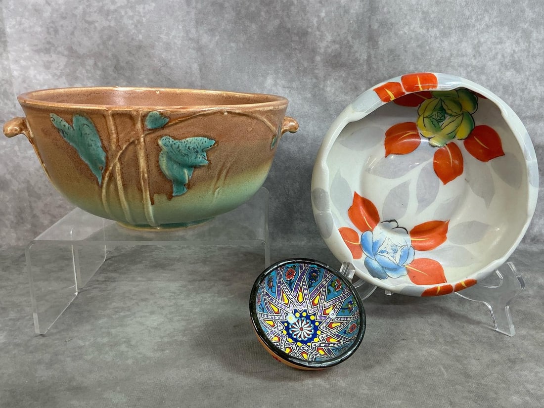 Vintage Pottery and Painted Bowls (1 of 10)