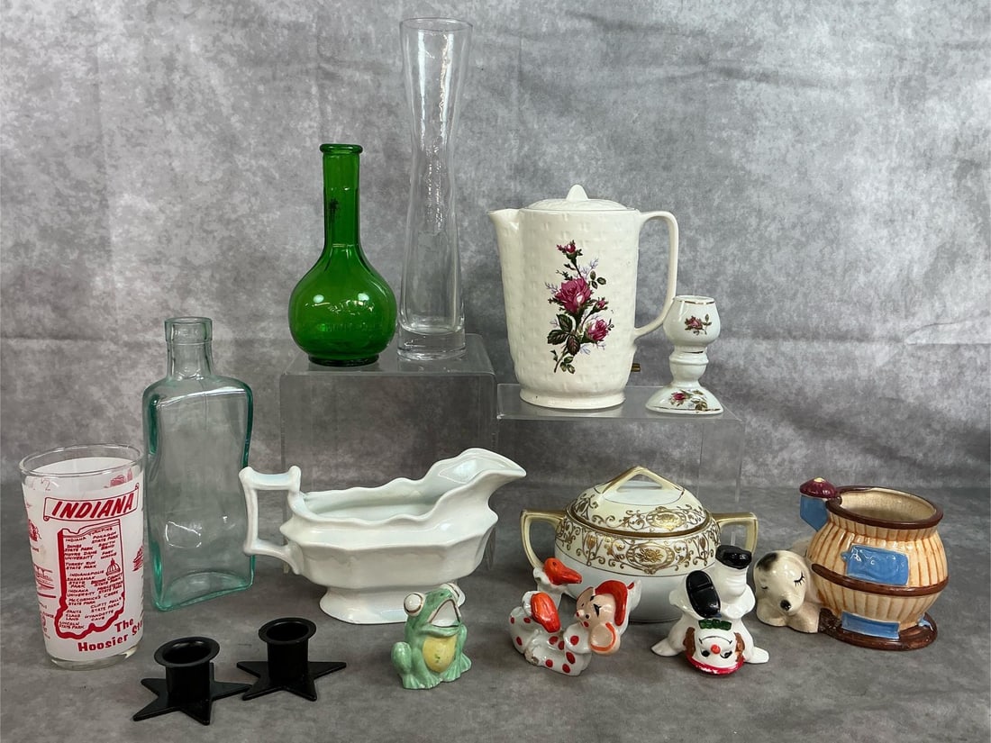 Vintage Teapot, Planter, Clowns & More (1 of 10)