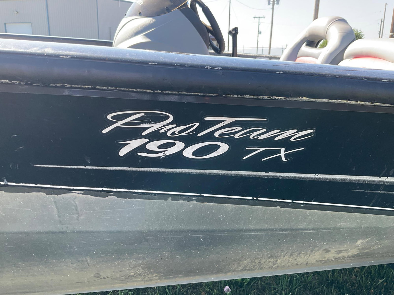 Bass Tracker Boat - 5