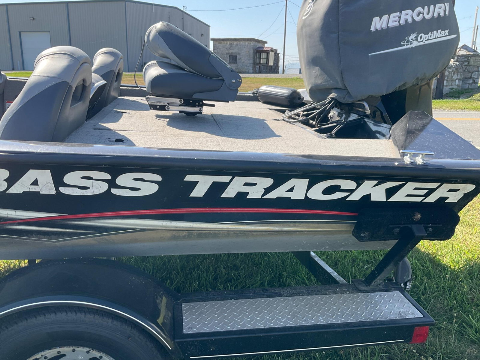 Bass Tracker Boat - 6
