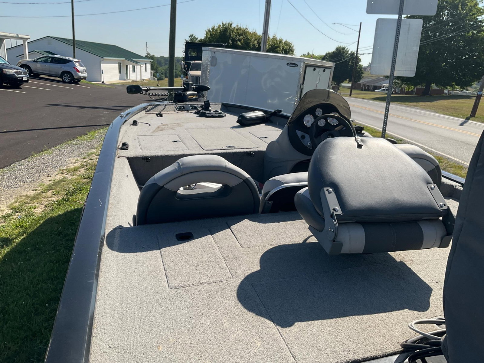 Bass Tracker Boat - 9