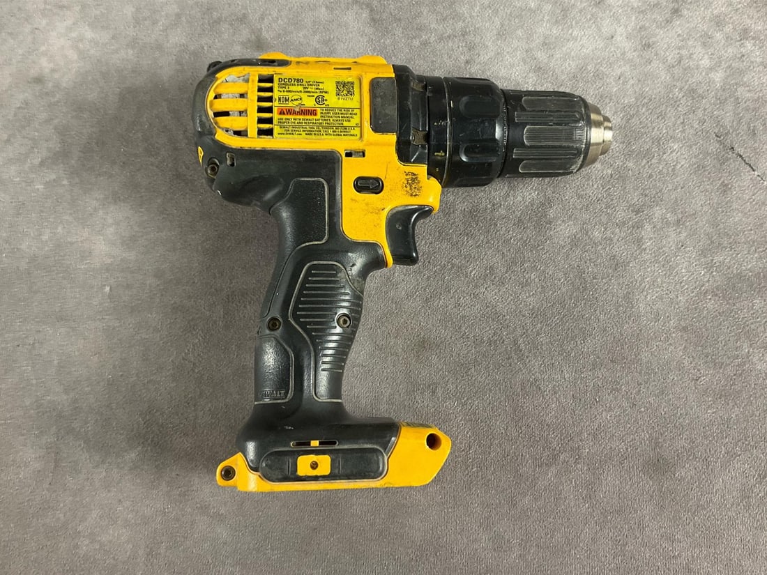 Dewalt Drill/Driver and Driver - 2