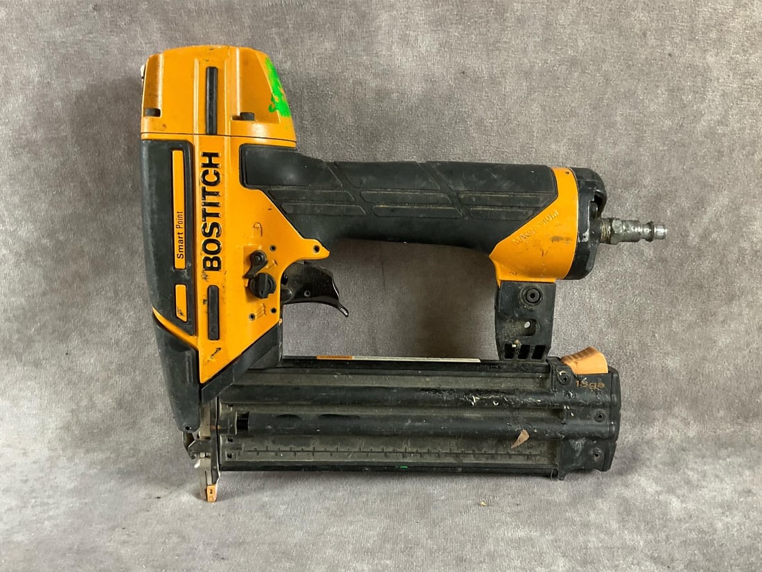 Bostitch Brad Nailer: BTFP12233 18 Ga pneumatic brad nailer. Fastener range 5/8 to 2 1/8 inch. Used, untested, otherwise in good condition. Measures 11 inches long X 3 inches wide X 10 inches high.