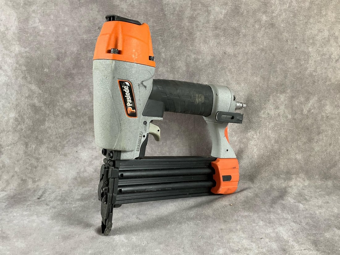 Paslode Brad Nailer - 3