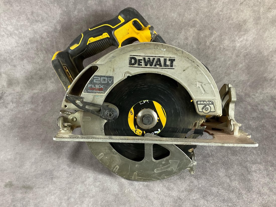 Dewalt Saw Set - 2