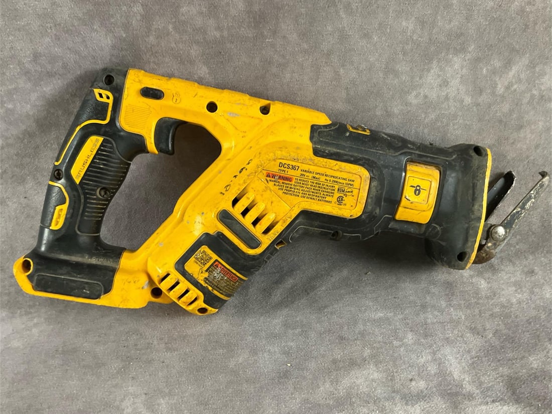 Dewalt Saw Set - 6