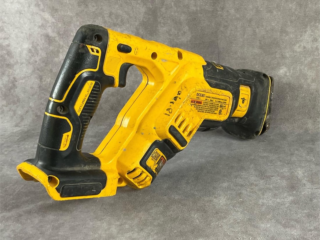 Dewalt Saw Set - 9