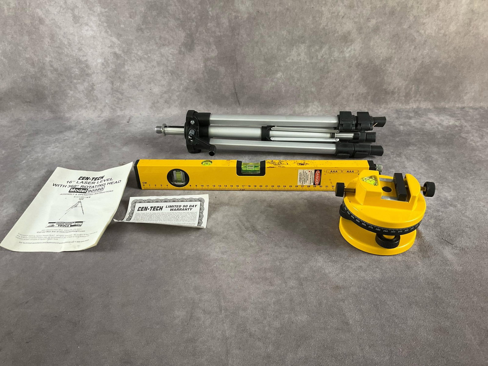 Cen-Tech Laser Level - 4