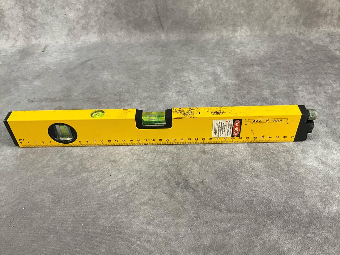Cen-Tech Laser Level - 7