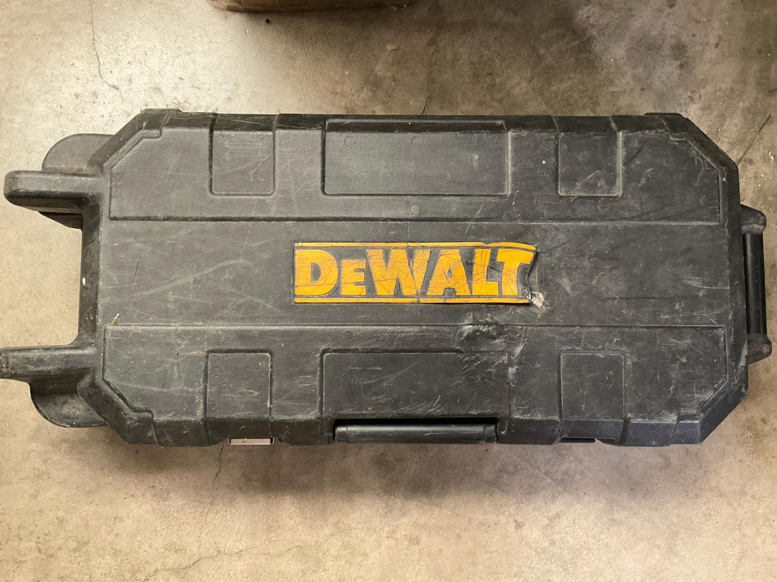 Dewalt Demolition Hammer - 2