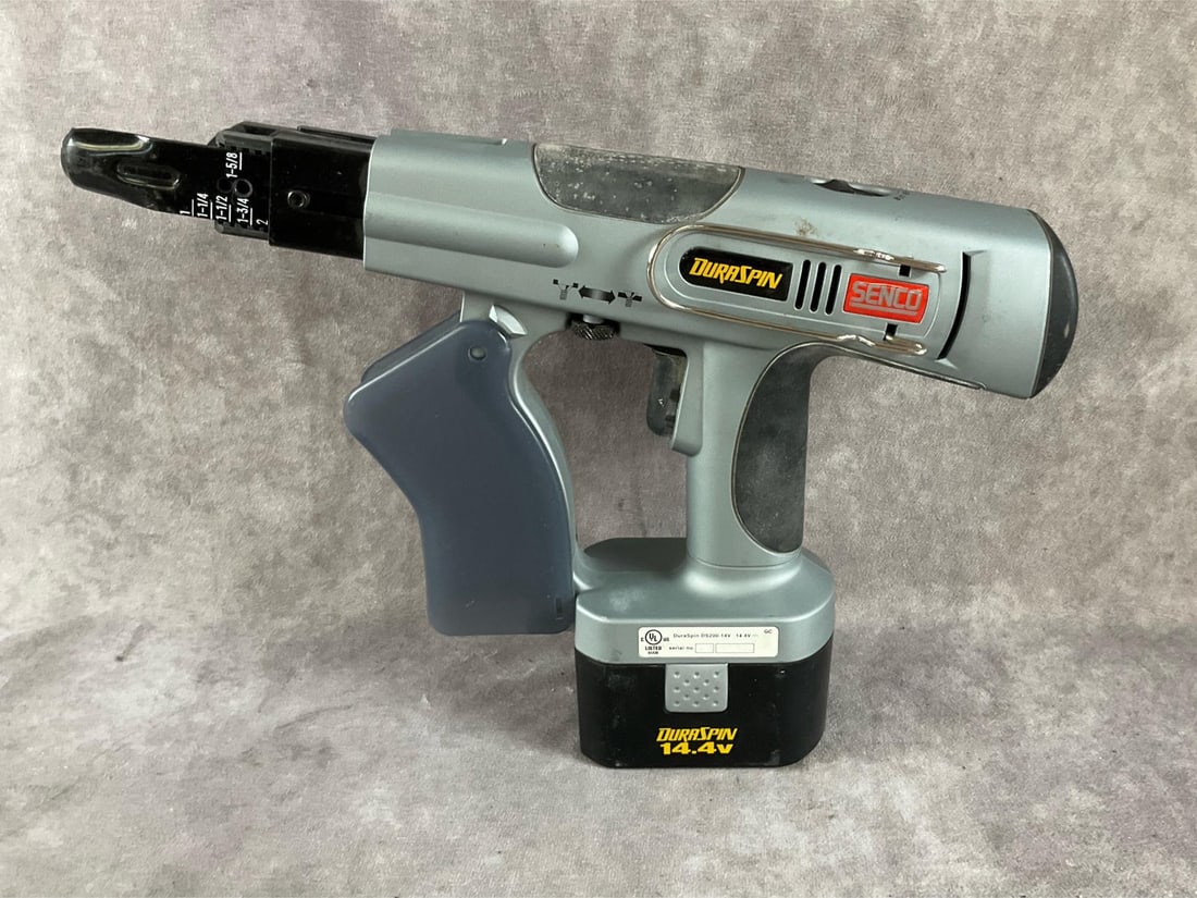 Senco Screw Gun - 3