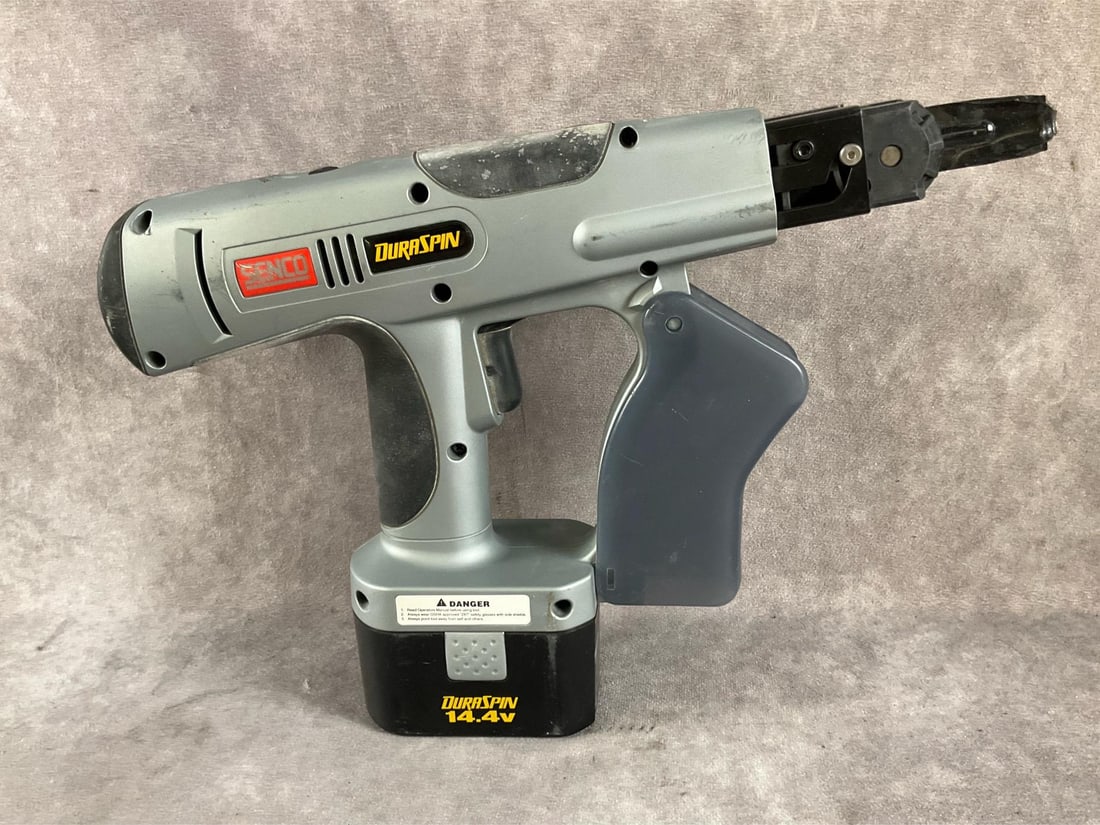 Senco Screw Gun - 4