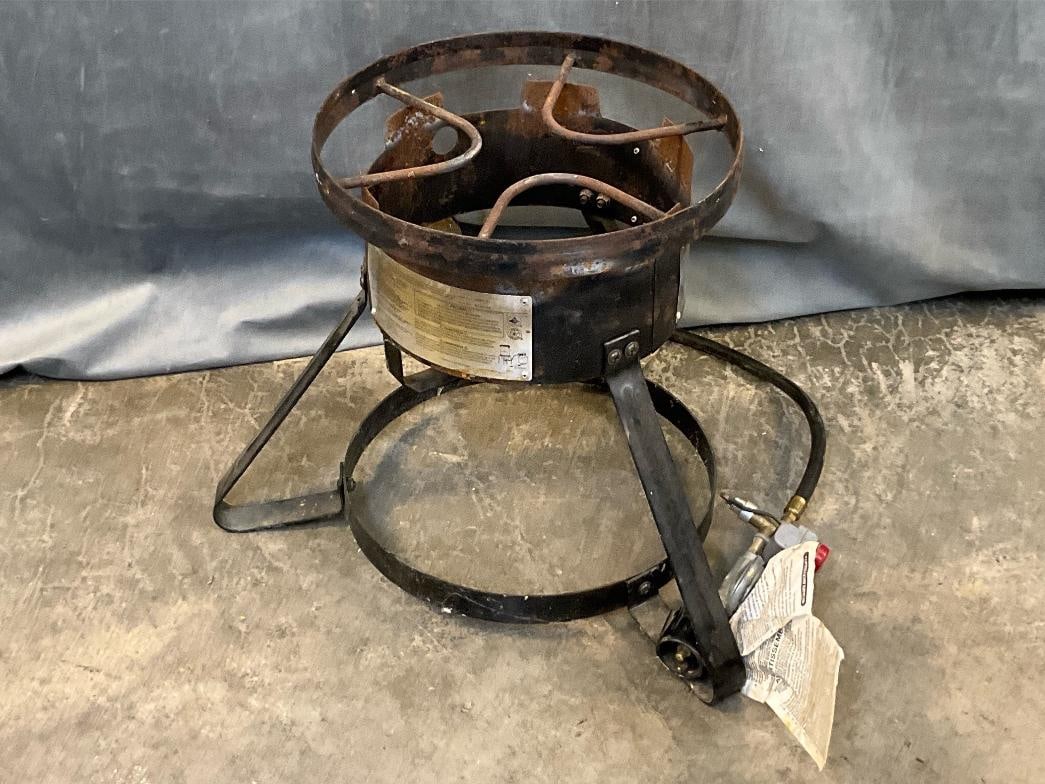 Propane Outdoor Cooker: Masterbuilt Outdoor Propane Cooker/Turkey Fryer with Battery Start. Tested and works, used condition. Measures 12.75 inches in diameter x 15.25 inches tall.