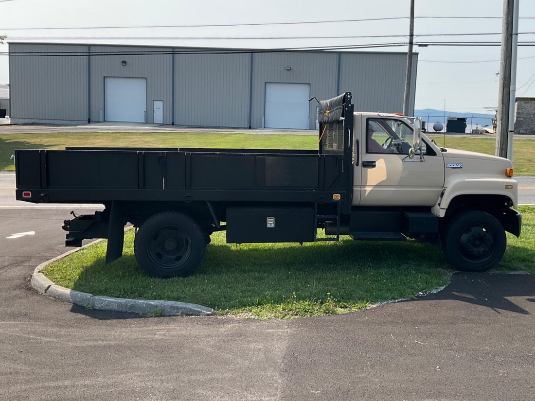 Chevrolet Kodiak Dump Truck (1 of 20)
