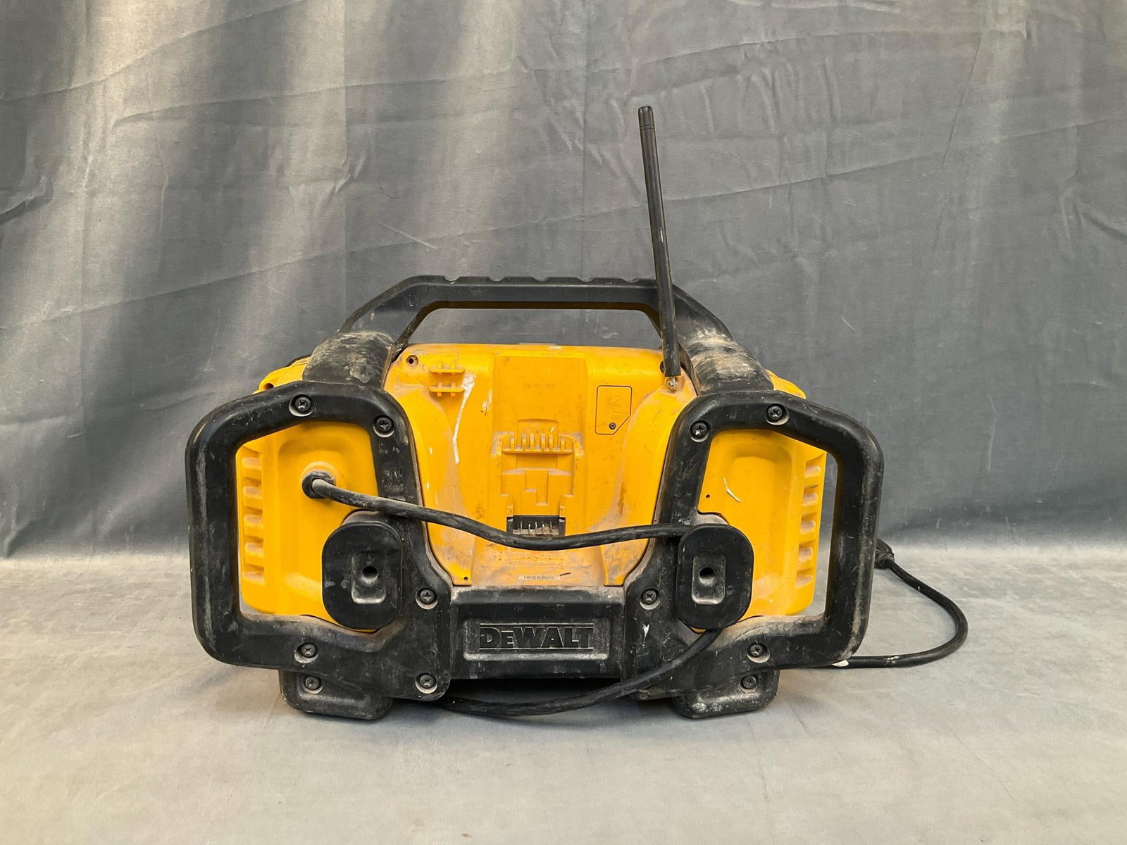 DeWalt Radio - 3