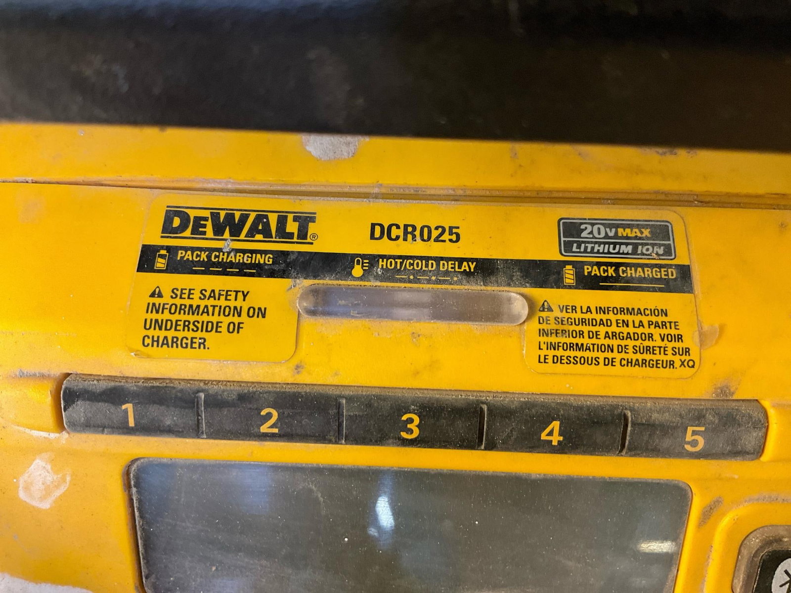 DeWalt Radio - 6