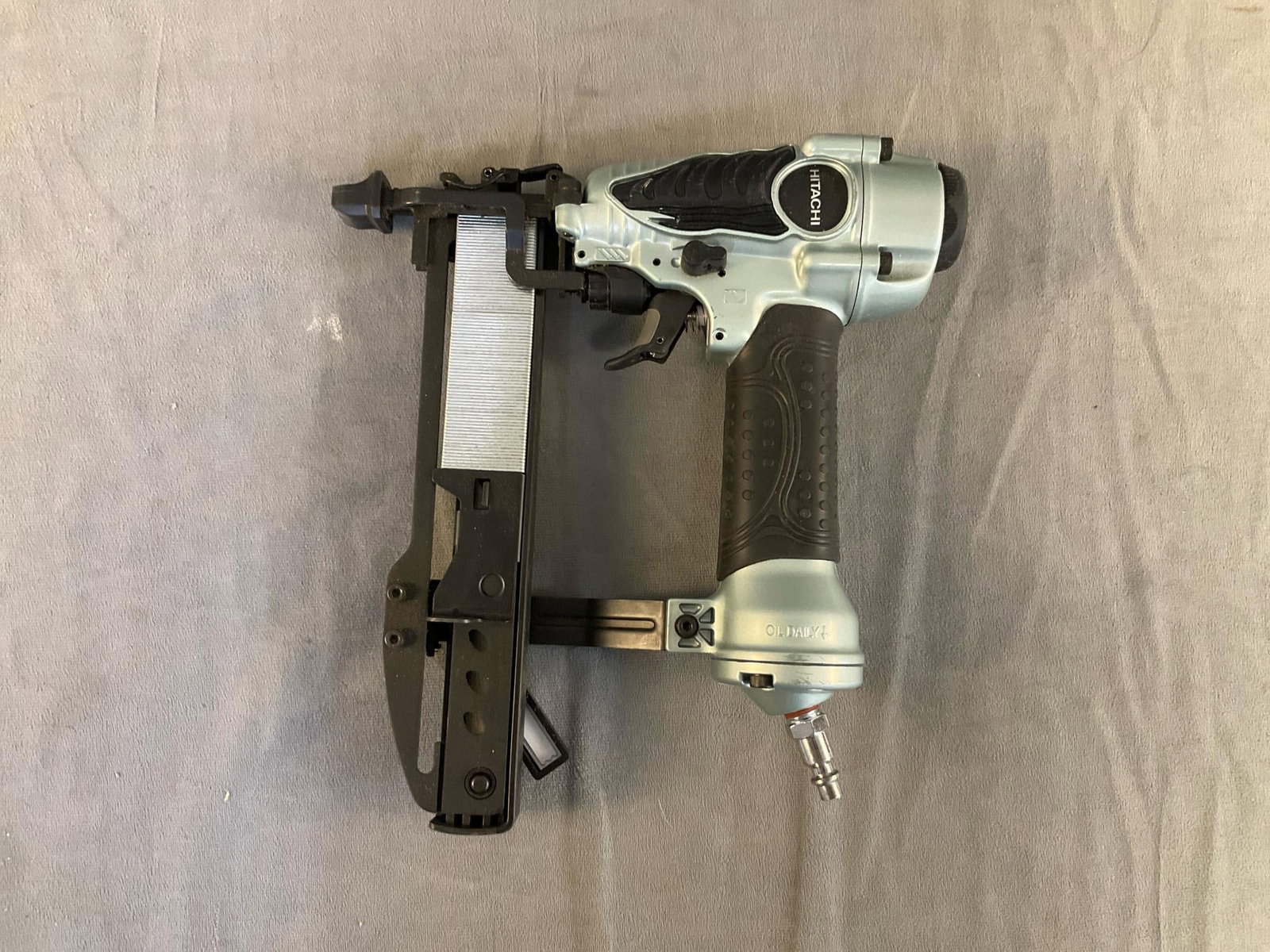 Hitachi Stapler Gun - 2