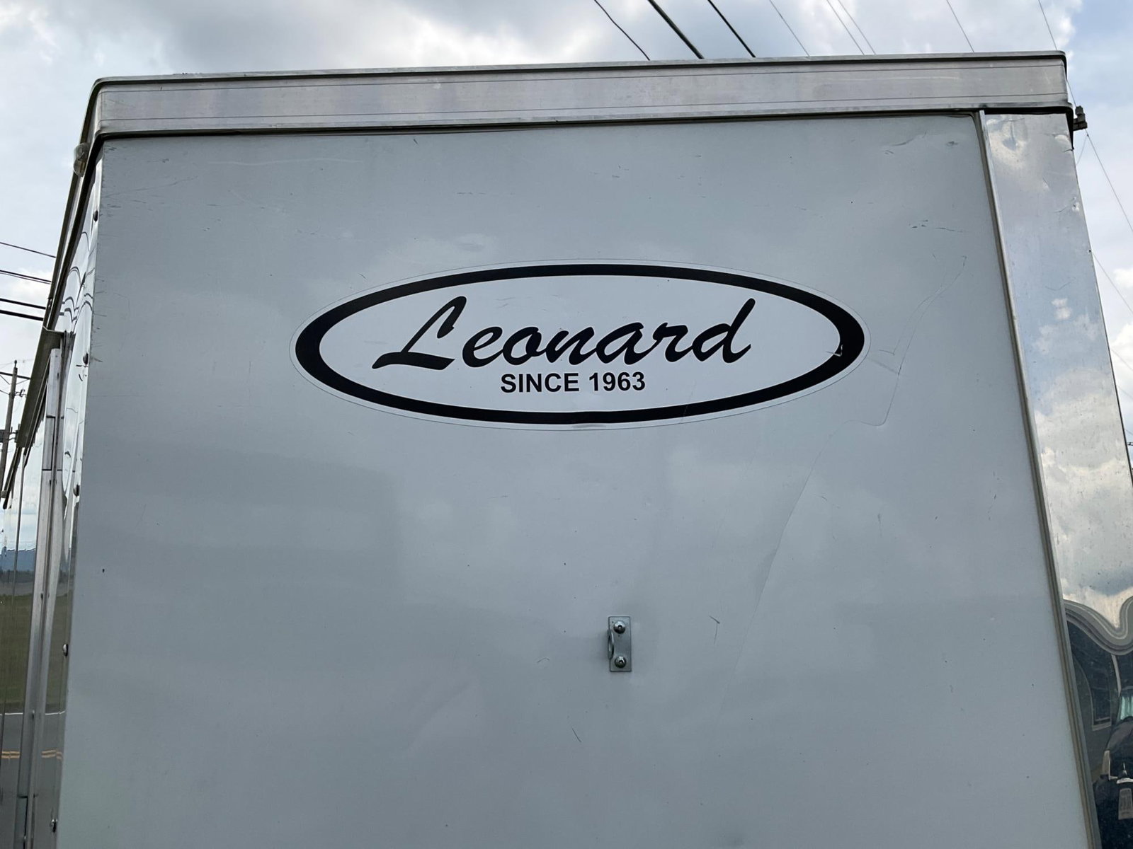 Leonard Trailer - 10