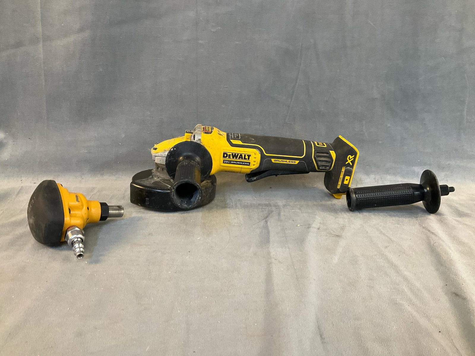 Grinder & Palm Nailer (1 of 10)