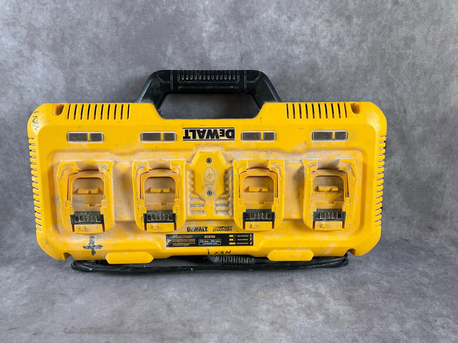 Dewalt Charger - 3