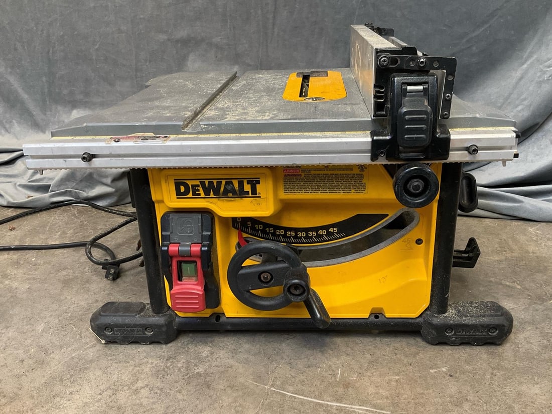 DeWalt Table Saw: DeWalt DWE7485 8 1/4” 15 Amp Table Saw. Includes .087 thick riving knife. Used condition, powers on and works. Measures 23 inches wide x 22 x 16 inches tall.
