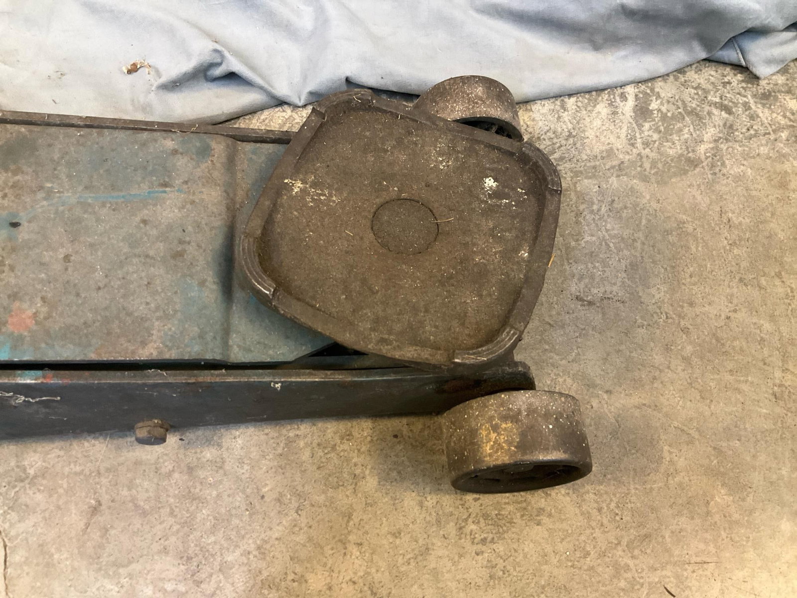 Sears Service Jack - 5