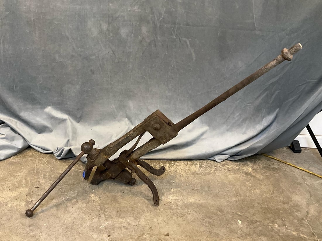 Blacksmith’s Leg Vice - 7