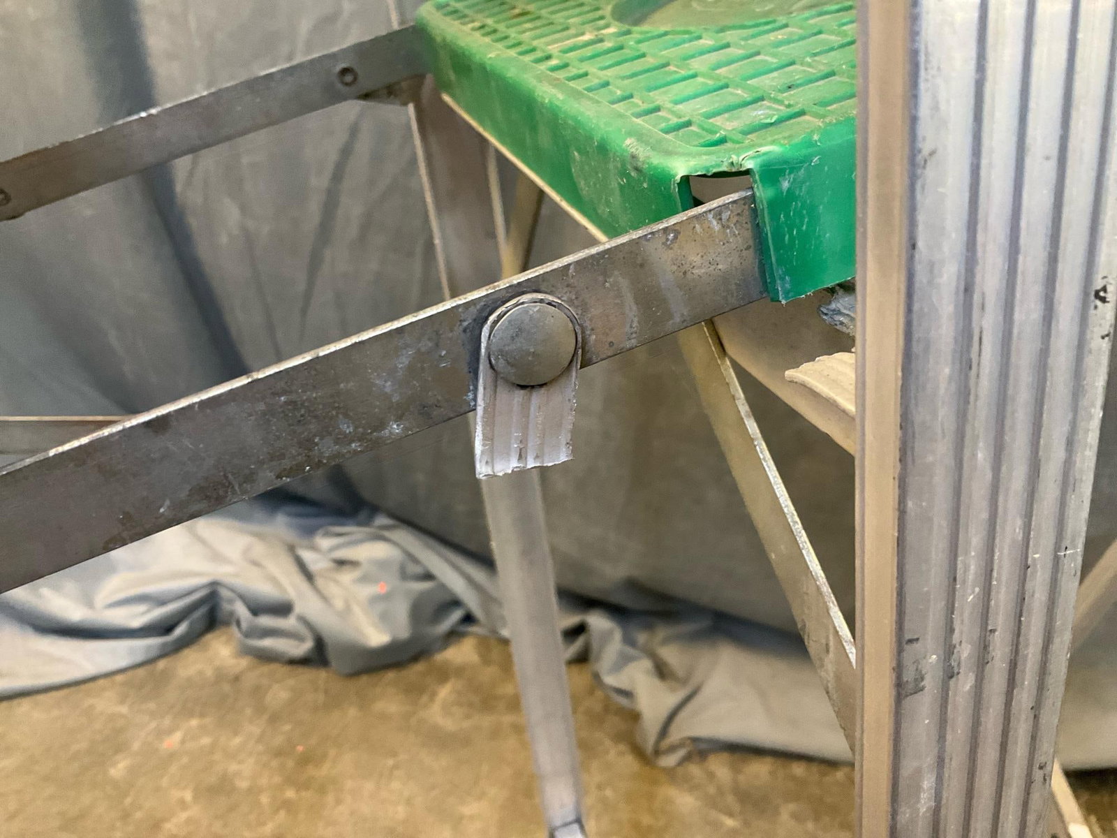 Huskey Step Ladders - 7