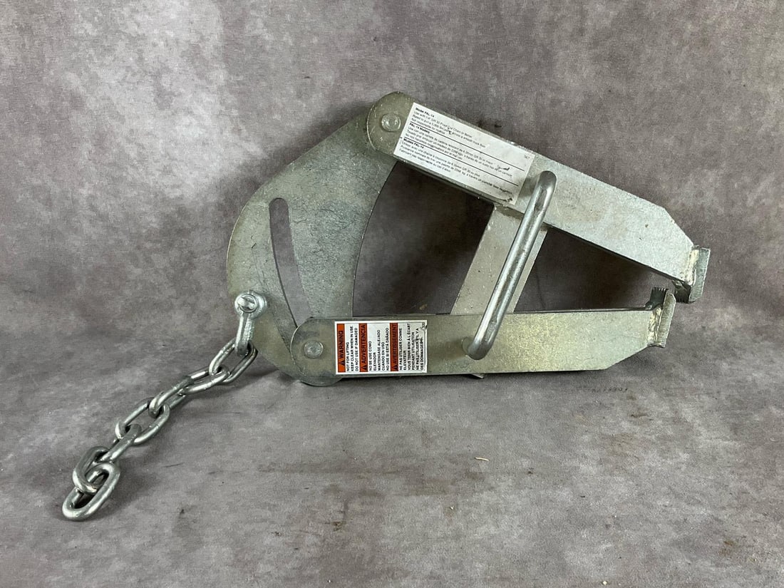 Vestil Pallet Puller: Model Number Pal-14 cam action pallet puller. 3 inch jaw opening, 5000 pound pulling capacity. Used, in good condition. Measures 15 inches long X 10 inches wide X 4 inches high.