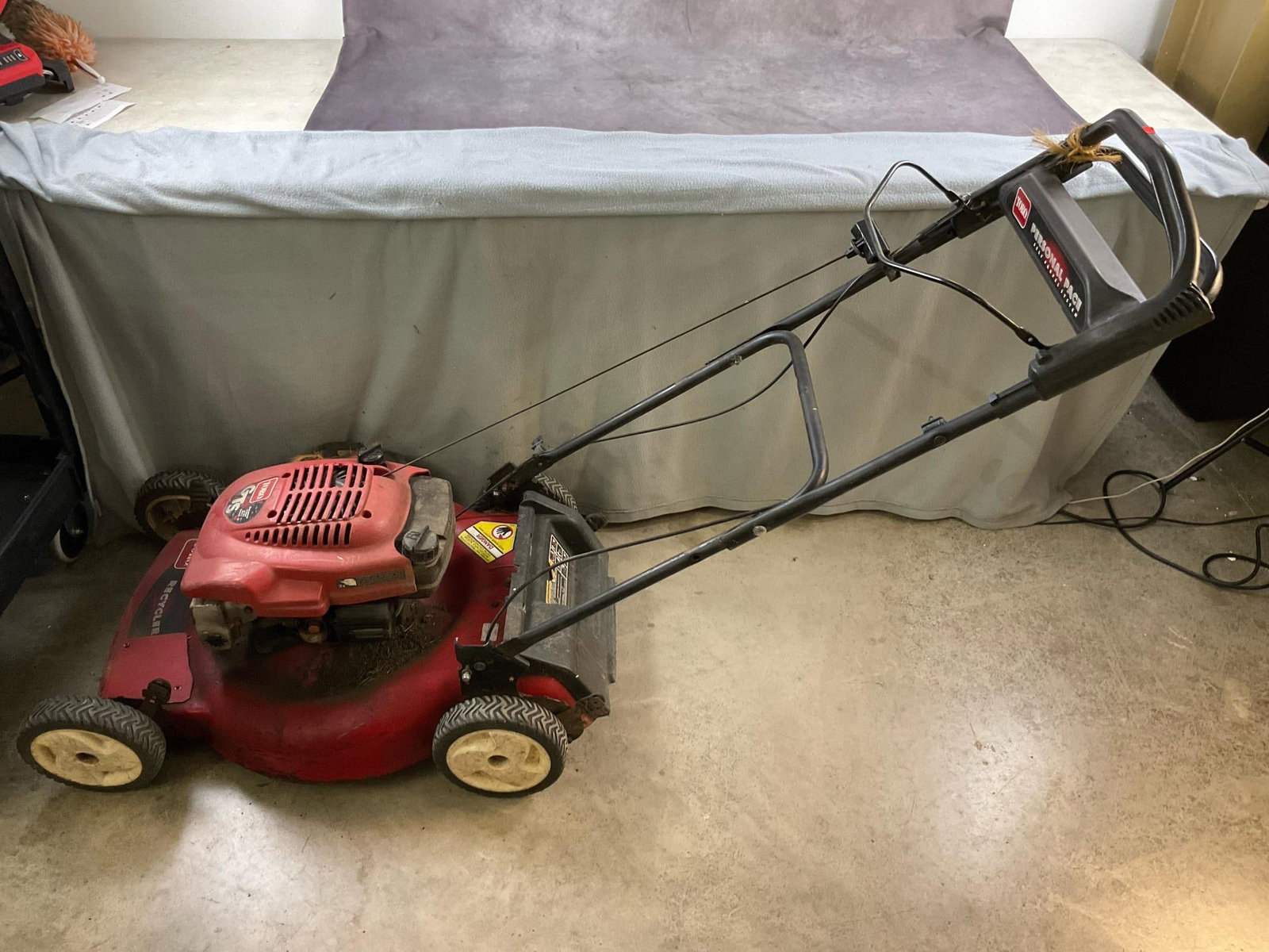Toro Lawn Mower: GTS personal pace, self propelled recycler mower. 6.5 hp Tecumseh engine 22 inch cut. Used, untested. Measures 72 inches long X 27 inches wide X 40 inches high.