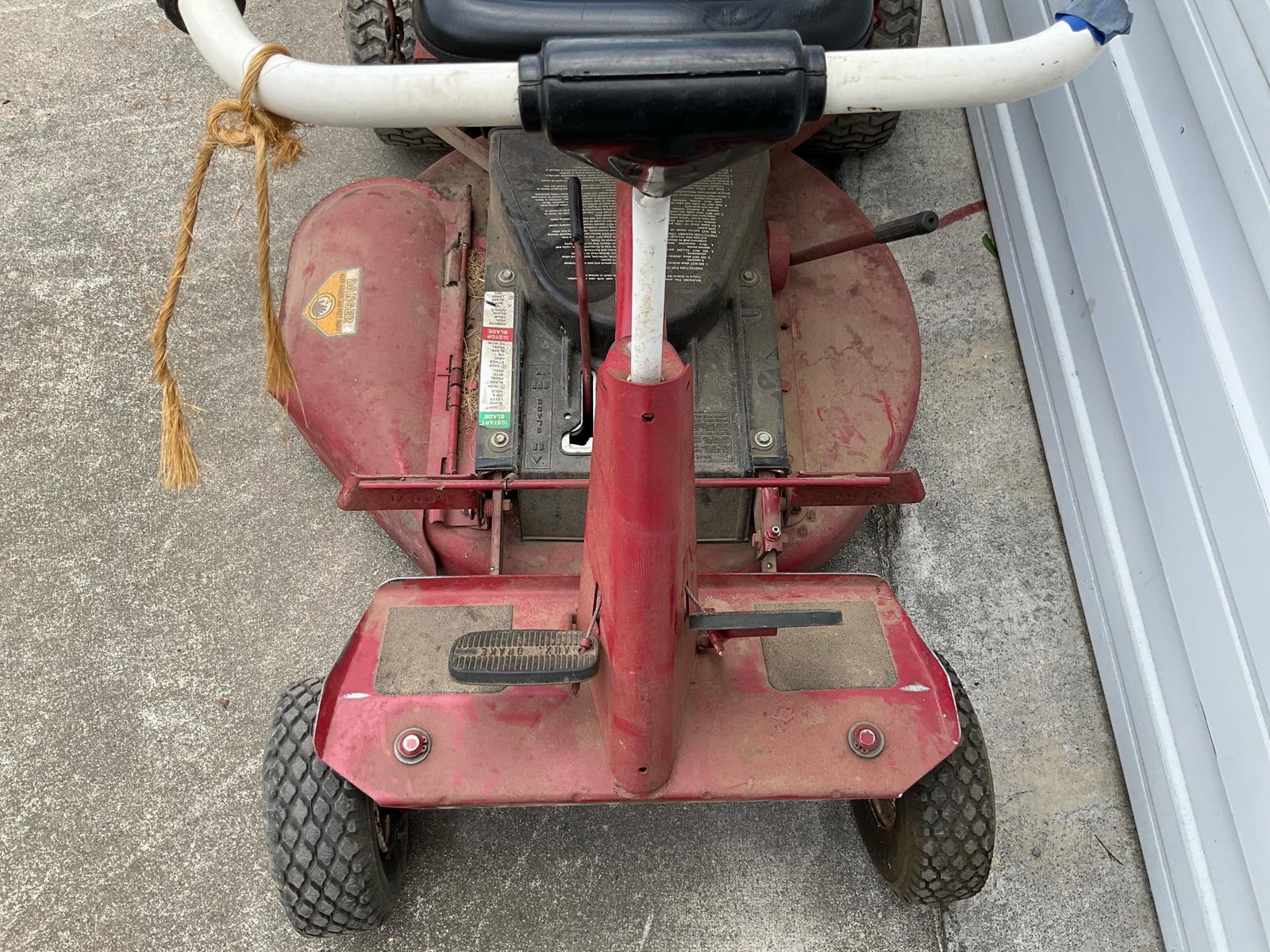 Snapper Riding Lawn Mower - 4