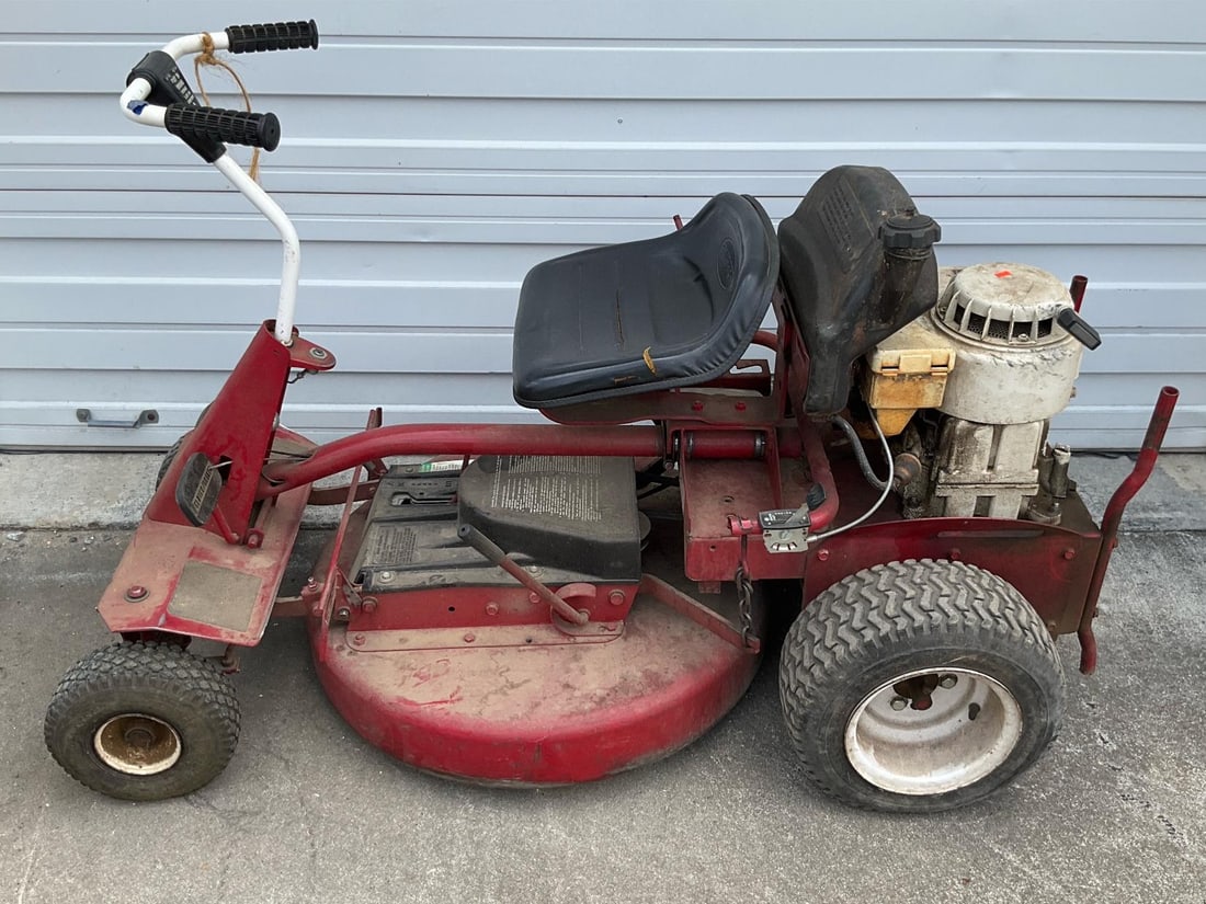 Snapper Riding Lawn Mower - 6