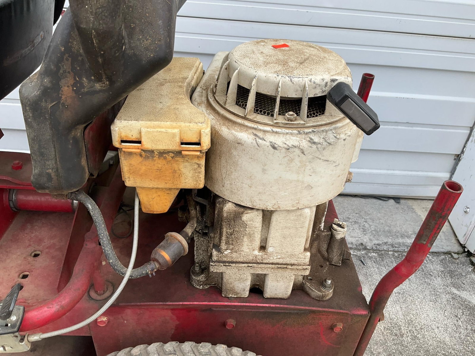 Snapper Riding Lawn Mower - 7