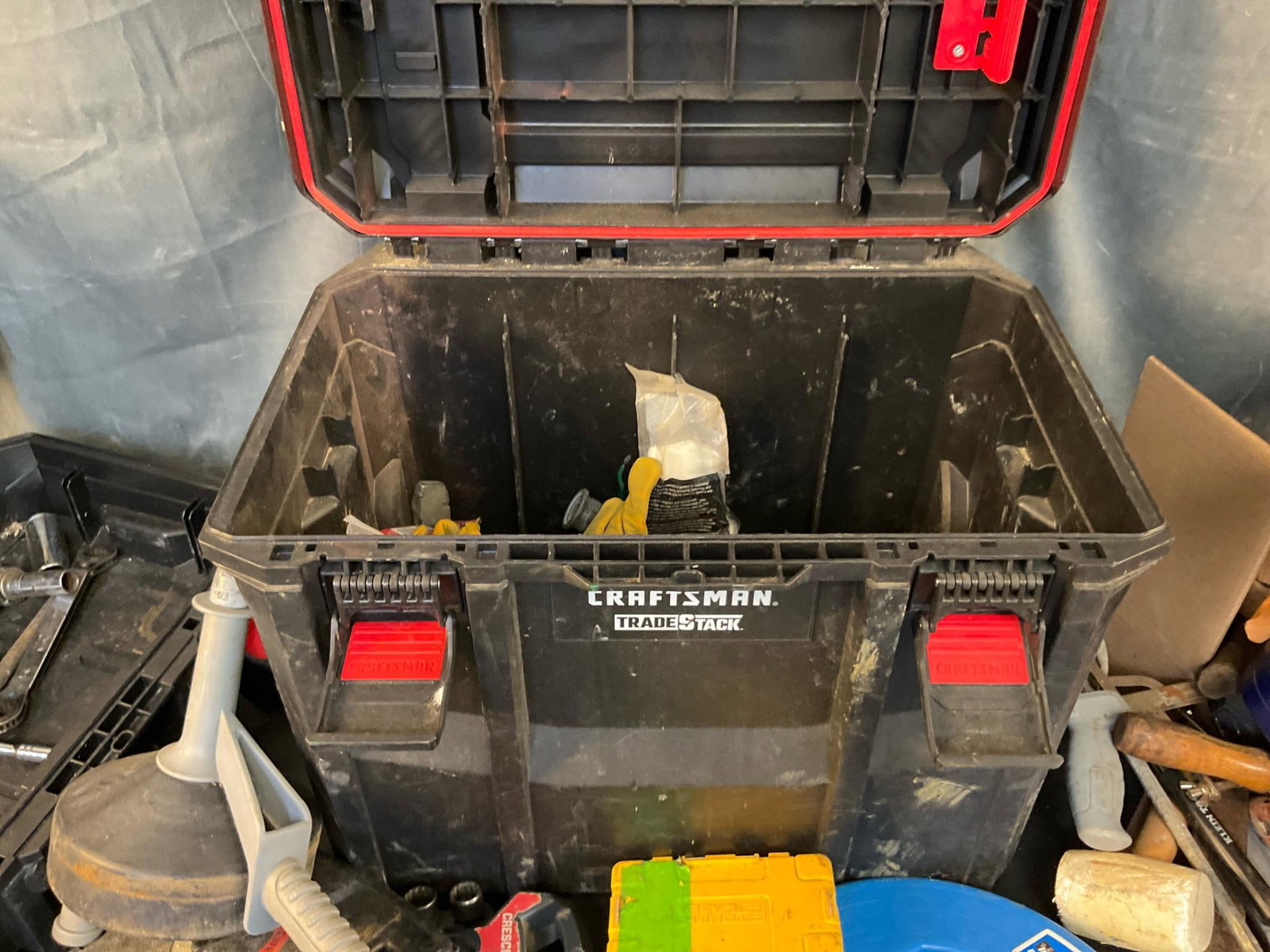 Contractor Hand Tools - 4
