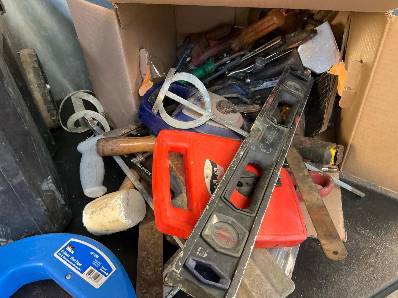 Contractor Hand Tools - 7